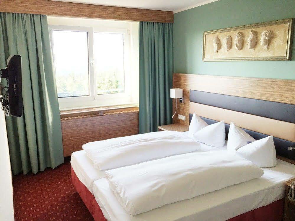 Hotel Am Buehl آيبنشتوك المظهر الخارجي الصورة